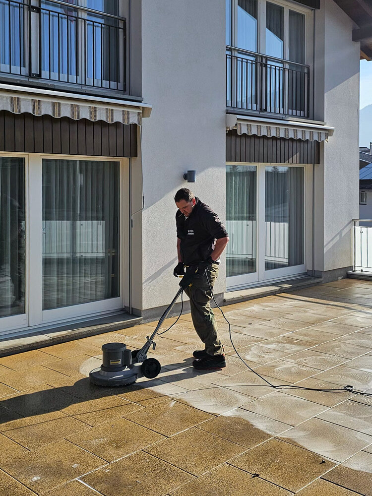 DTC Hart Kunststeinpflege Impressionen 02